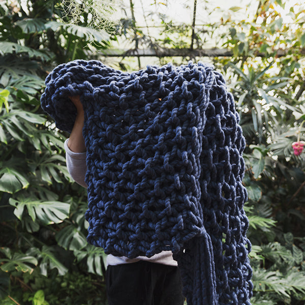 Chunky grande big yarn blanket 2025