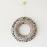 Plump & Co arm knitting wreaths with chunky merino wool yarn for big knitting. Shipping Free to Australia and New Zealand