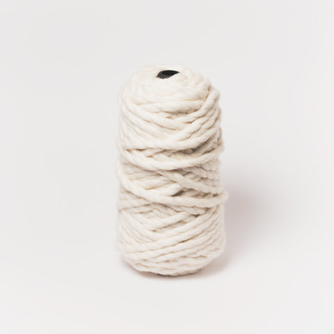 Plump & Co's giant yarn in white 2 ply. Use our plumptious XXL New Zealand merino wool with our giant knitting needles or extreme crochet hooks to make your own chunky knit blanket or throw. Individual bumps and extreme knitting kits available. Worldwide shipping, free shipping to New Zealand and Australia! 