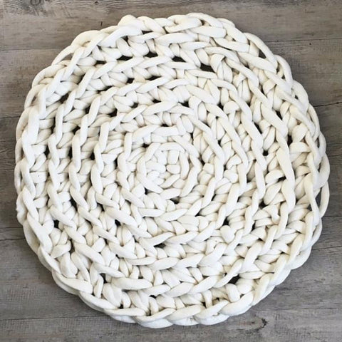 Tina Rubie Forever Farmhouse crochet rug made using yarn by Plump & Co